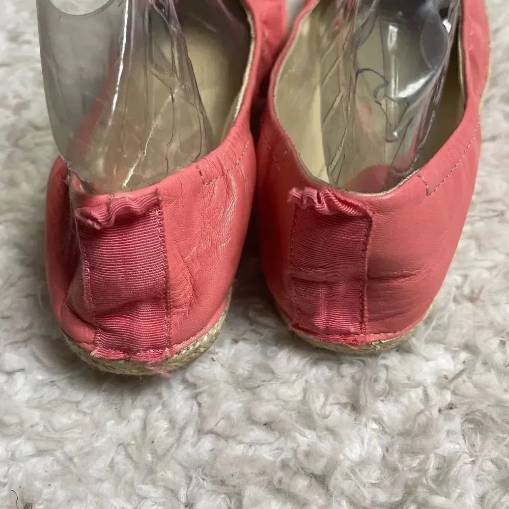 Nine West leather Coral and gold cap round toe slip on flats espadrilles SZ8.5 M